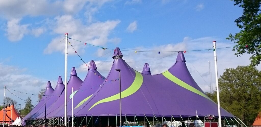 Festivaltent